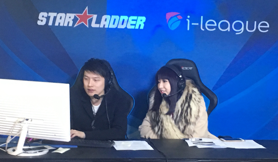 上图为SDN与小飞机的解说组合