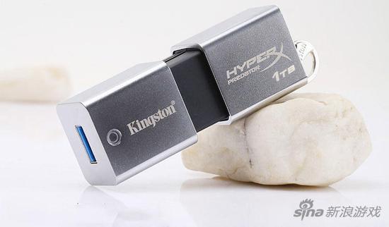 金士顿HyperX Predator U盘