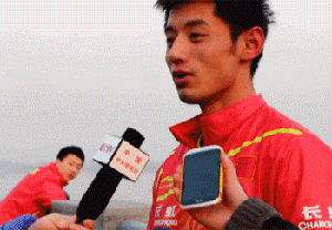 我就静静看你装逼