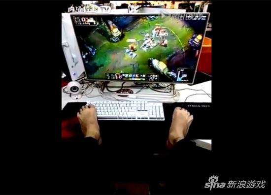 神人用双脚微操盲僧还会R闪