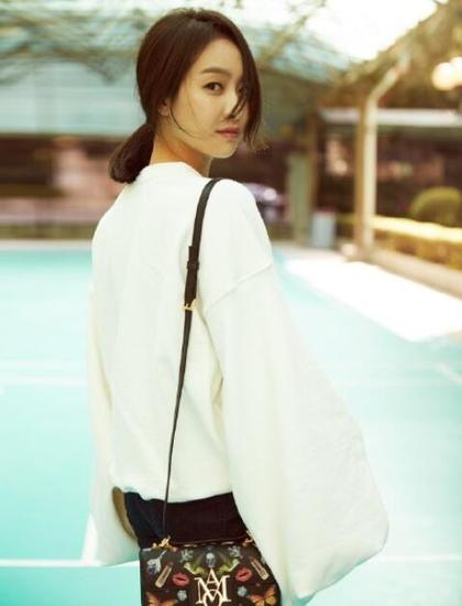 宋茜倾情献唱手游主题曲