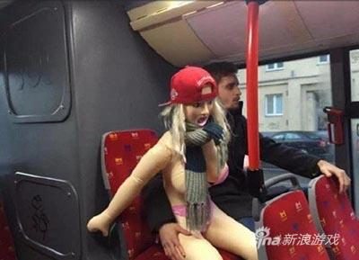 胸一看就是假的