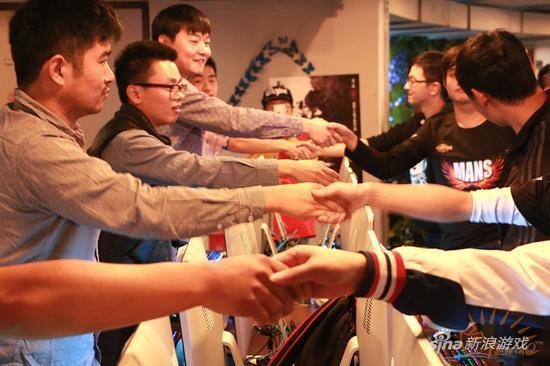 首届残障人士LOL大赛：不论输赢 没有嘲讽