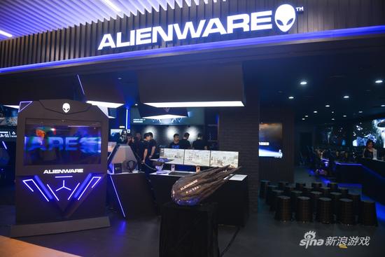 【ALIENWARE 酷炫的店面】