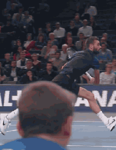 我一直以为网球王子是科幻片，谁知道是纪录片