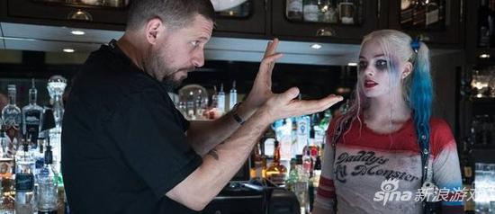 电影由《X特遣队》导演大卫·阿耶