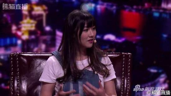 小苍也参加了第一期节目