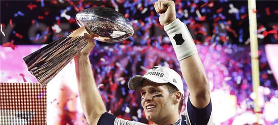 “我们想要强调的是胜负、是荣耀、是梦想，而不仅仅只关于金钱”