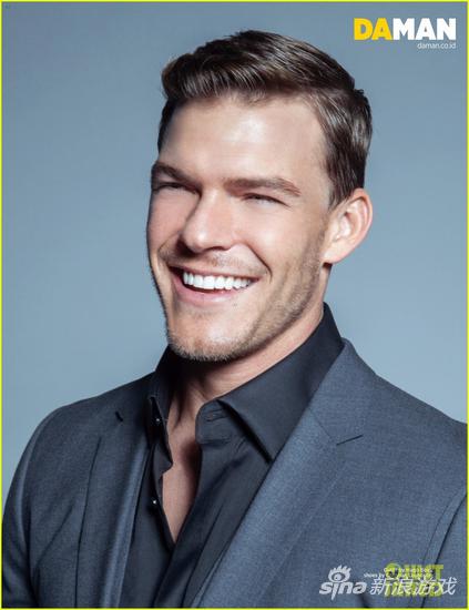 Alan Ritchson