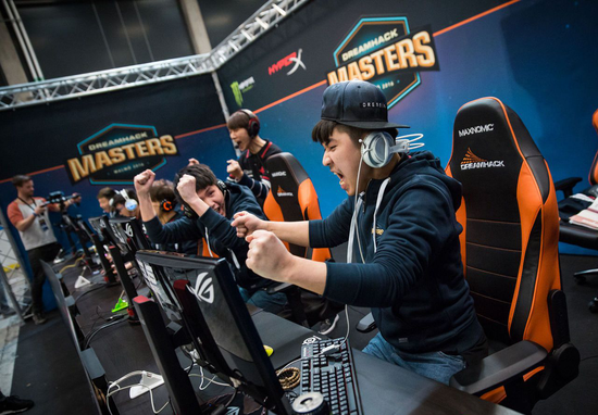 BO1击败Liquid，BO3力克世界冠军LG，中国CSGO的神话似乎又一次的出现在了世界上