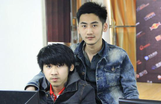 QZ因账号VAC问题遗憾提前退役，走向解说之路。