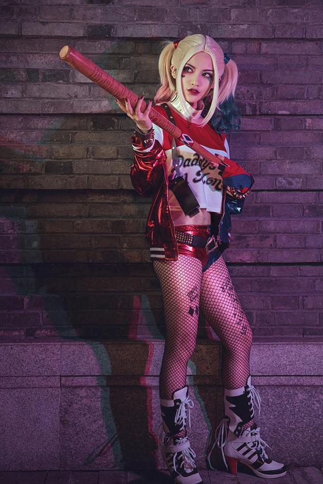 金发黑丝小蛮腰自杀小队小丑女哈莉奎茵国内cos