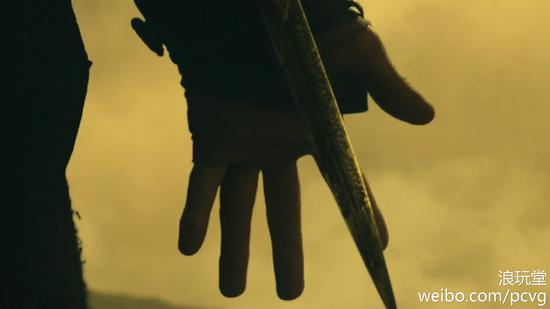 法鲨祖先的左手没有切掉无名指依旧可以使用袖剑