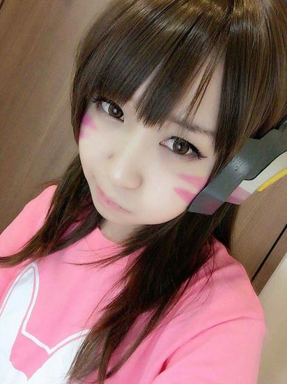 伊织萌cos的D.VA