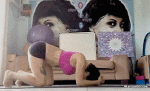 镜头惊现大咪咪