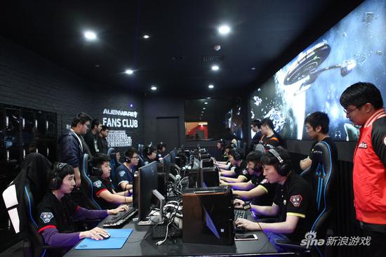 AFC (Alienware Fans Club) 俱乐部门店 2016 年比赛现场