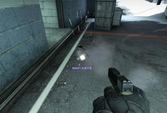 被子弹击中的枪