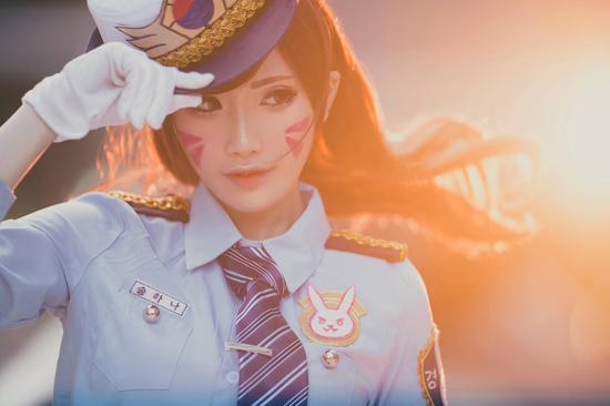 《守望先锋》d.va女警cos秀制服诱惑