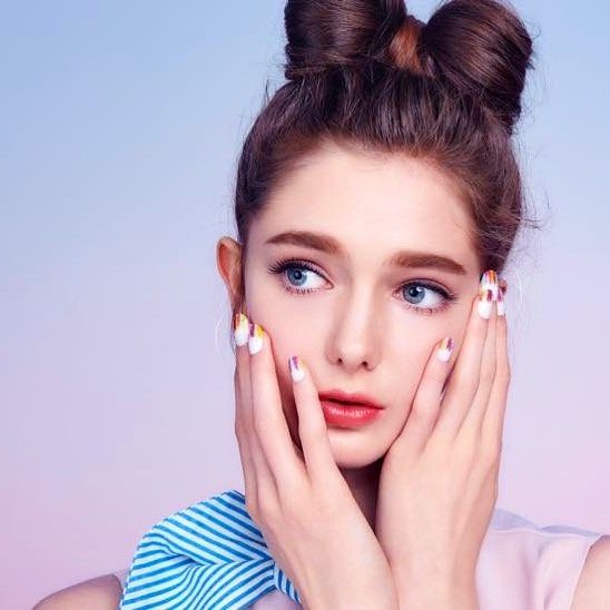 如同cg中走出来的精灵 加拿大17岁嫩模美图