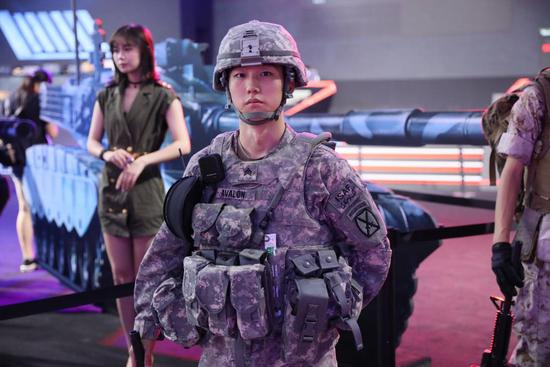 全副武装，尽显军武范儿