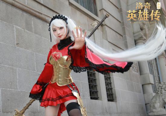 妹子无地自容知名伪娘豪哥实力cos洛英手游琳