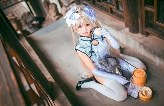 缘之空春日野穹白旗袍cos 长腿白丝腿控福利