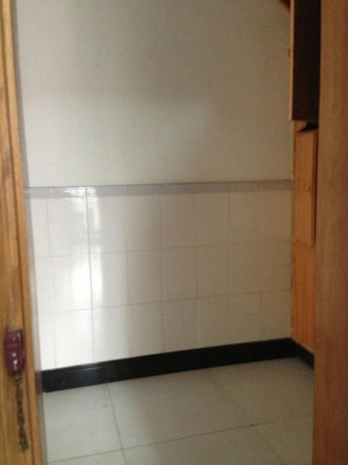 那么你们猜下，这是哪位英雄的COS呢？