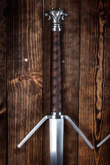 《巫师3》真实版银剑,钢剑 细节精美酷炫无比
