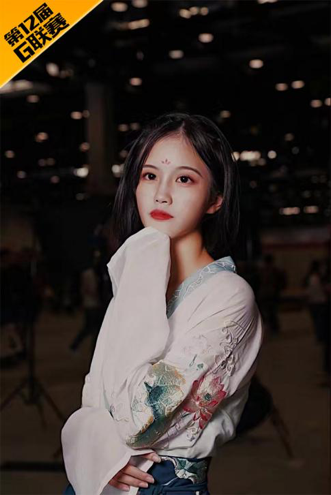  G联赛女子战队“激光雨”美女队长