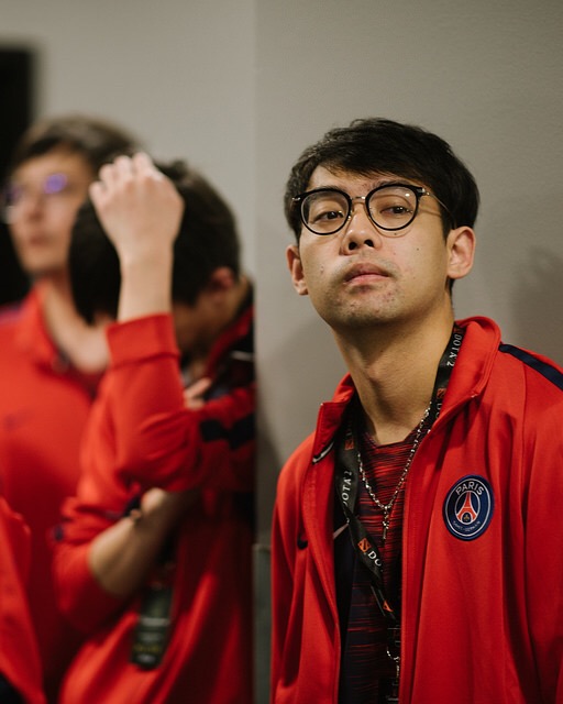 maybe眼神中的不甘