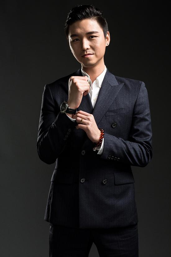 vspn签约中国cs第一人alex 老帅哥开启解说新挑战