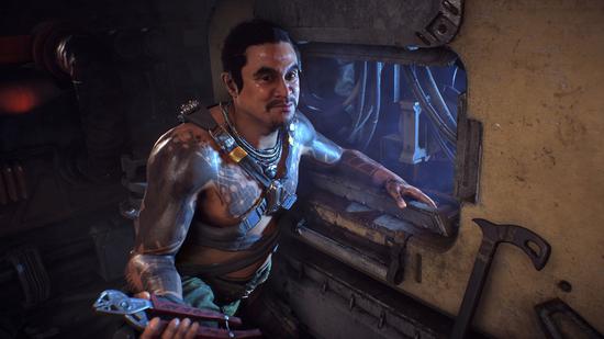 墙内世界的人类、机甲设计师傅