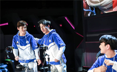 eStarPro三叉戟——诺言、花海、猫神