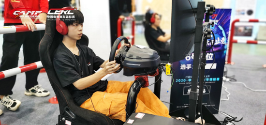 中国电竞赛车锦标赛20-21赛季厦门站比赛现场