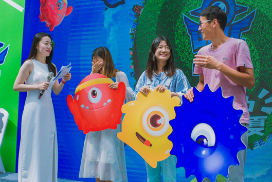 什么互动环节让小姐姐捂脸偷笑