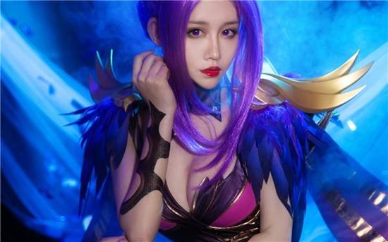 王者荣耀芈月cos 蜂腰猿背胸大腿长