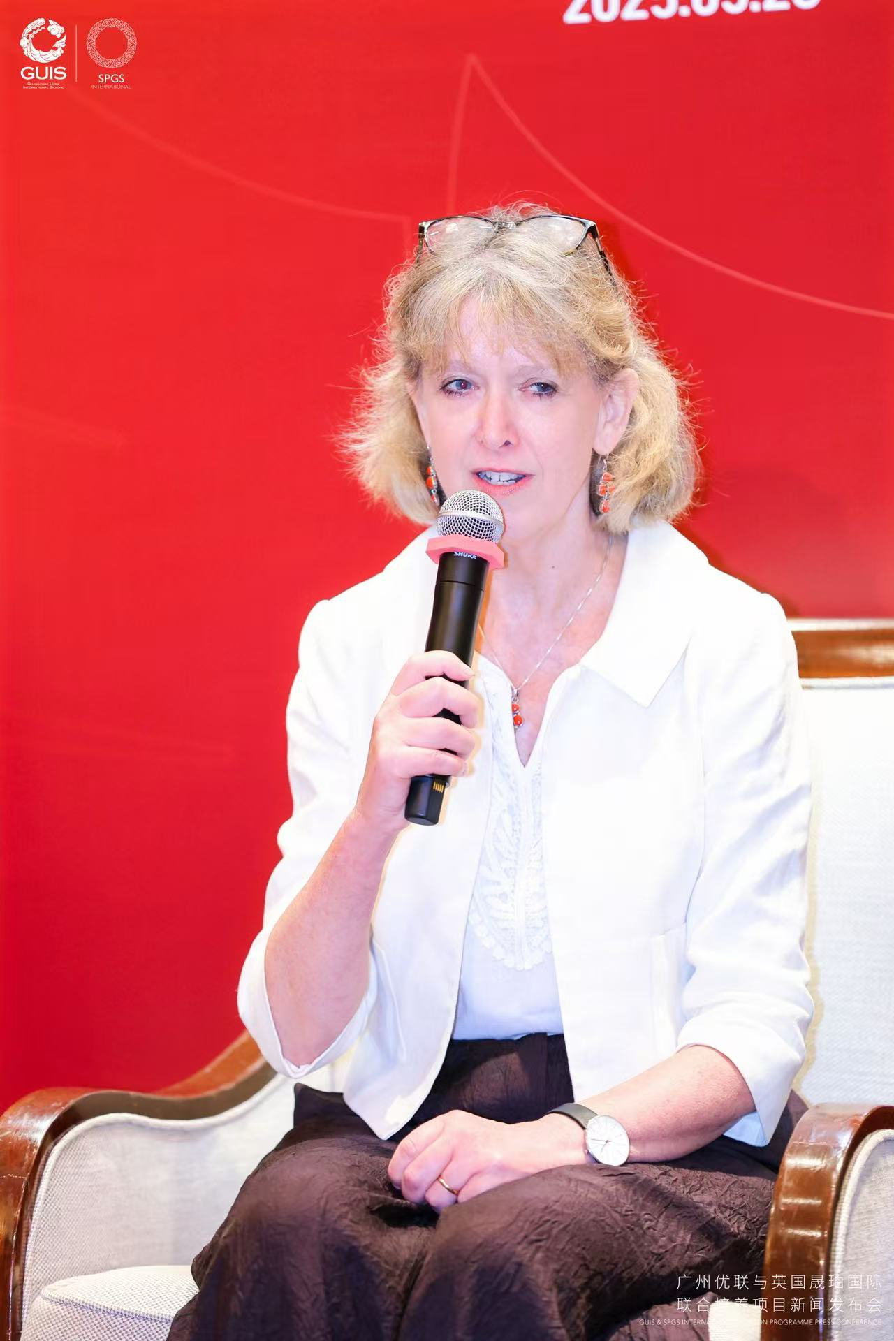 英国圣保罗女校校长Sarah Fletcher阐述项目特色
