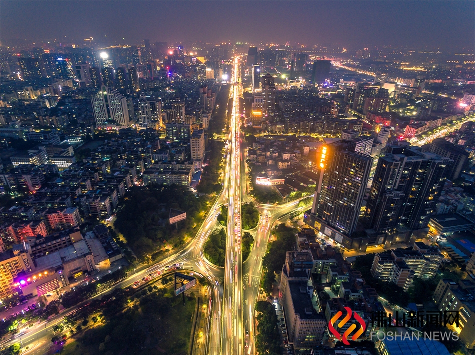 一样的城市不同的色彩:俯瞰万家灯火 带你看最美佛山_高清图集_新浪网
