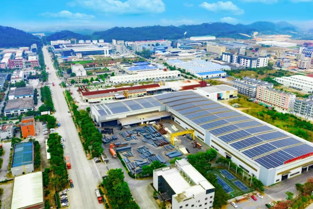 位于英德市的清远华侨工业园东华精细化工定点基地。通讯员供图