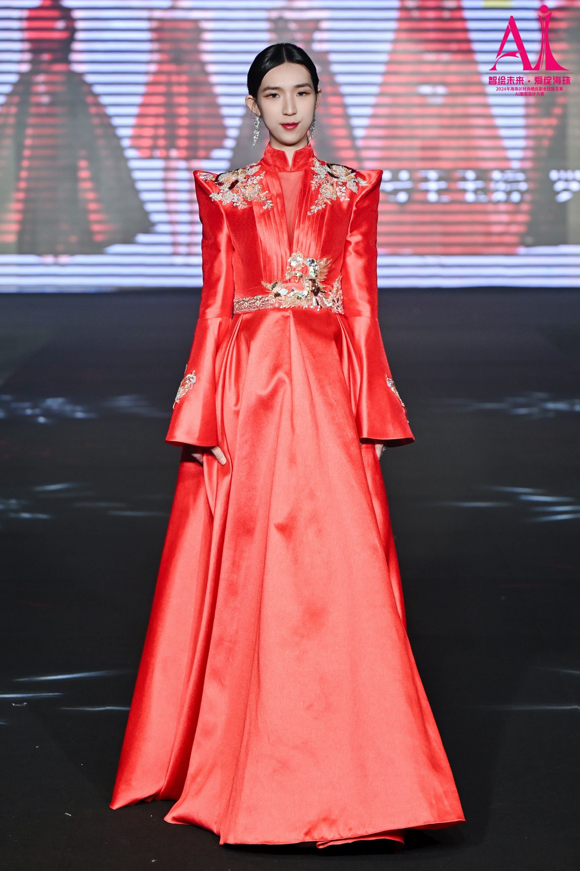 敬酒服 亚军 7号 王玉婷(作品:罗裙绯香)