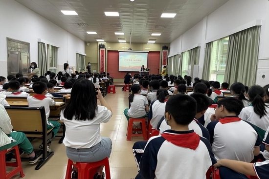 龙归街在永兴小学开展"珍爱生命,远离毒品,争做新时代的好少年"禁毒
