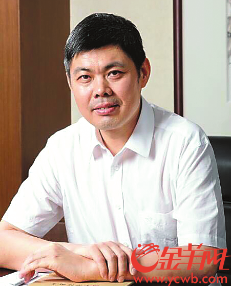 暨南大学党委副书记,研究员,高等教育管理研究专家夏泉.