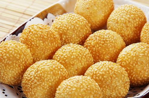 东莞春节的那些传统年味:寓意金银满屋的煎堆_东莞频道_新浪广东_新浪