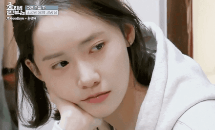 允儿素颜又火了上热搜 金希澈：允儿不化妆的时候简直是天仙