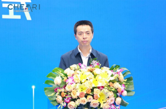 顺德区副区长、容桂街道党工委书记陈振浩致辞