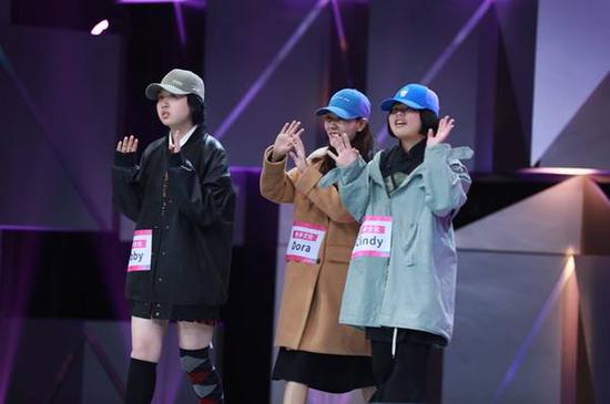 sunshine组合队长abby在微博晒出法院判决书