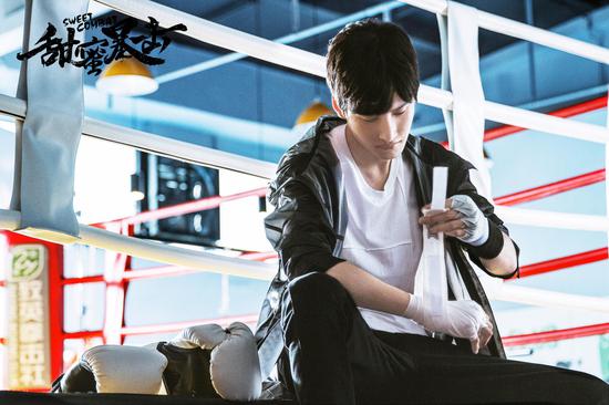 甜蜜暴击鹿晗关晓彤打拳风生水起