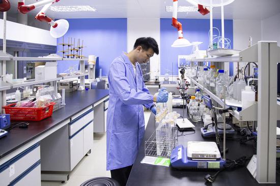 广东省市场监管局举办食品检验机构实验室开放日活动