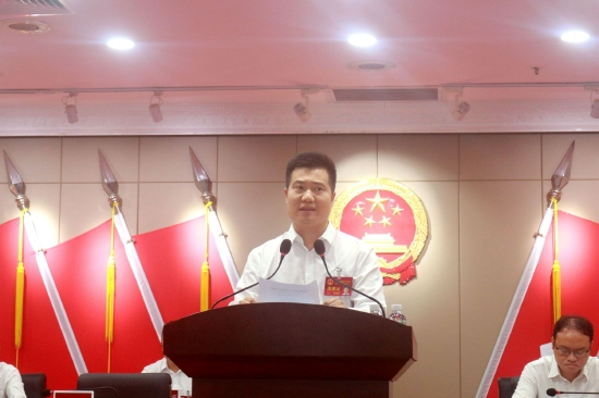 伍成亮发言