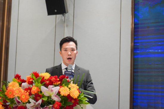 图:三雄极光家居产品管理部副总监吴明亮